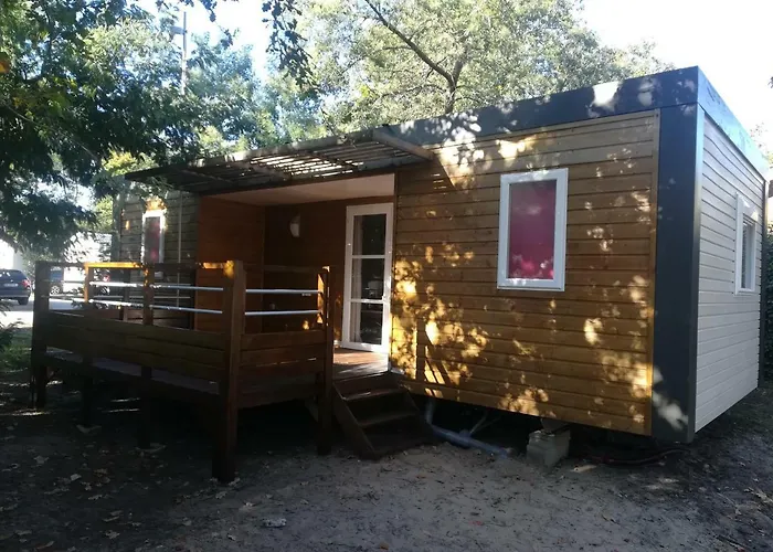 Mh Camping 4* Face Royan